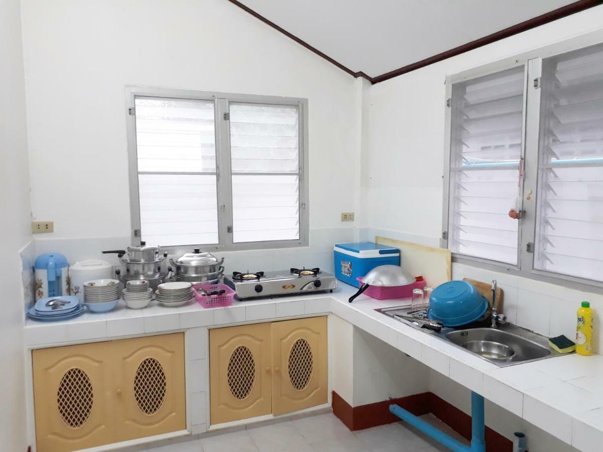 Mae Rampung Beach House คาราโอเกะและสระเด็ก Rayong Buitenkant foto
