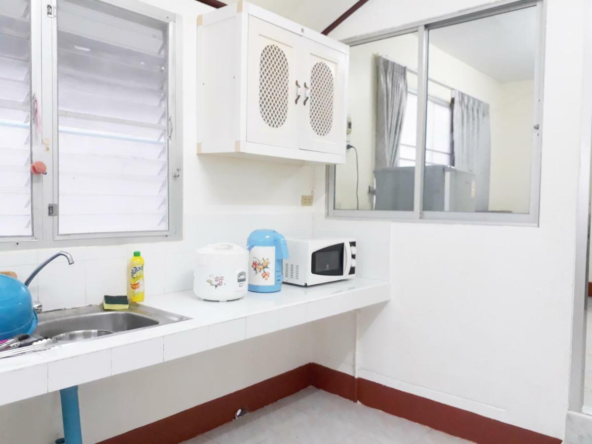 Mae Rampung Beach House คาราโอเกะและสระเด็ก Rayong Buitenkant foto
