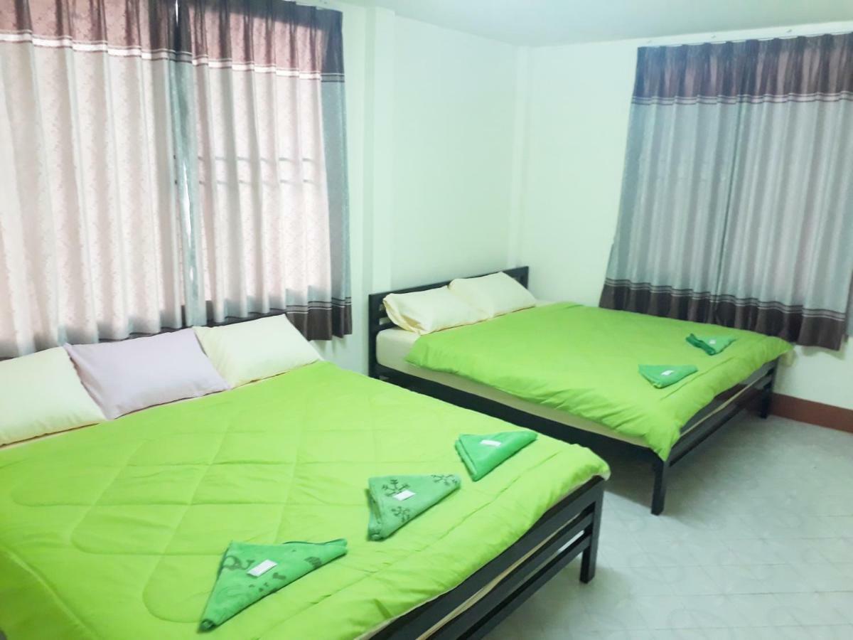 Mae Rampung Beach House คาราโอเกะและสระเด็ก Rayong Buitenkant foto